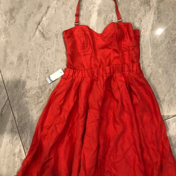 aritzia talula bel-air dress - Picture 2 of 4